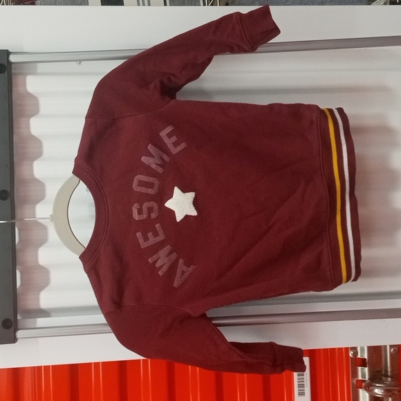 Old Navy Other - Boys old navy pullover sweater size 5T